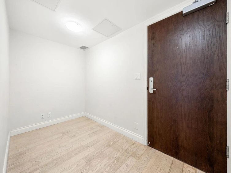 208-199 Victory Ship Way, North Vancouver, BC, V9L 0E2 - 8