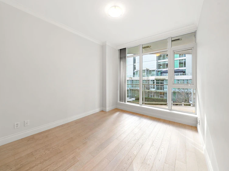 208-199 Victory Ship Way, North Vancouver, BC, V9L 0E2 - 16