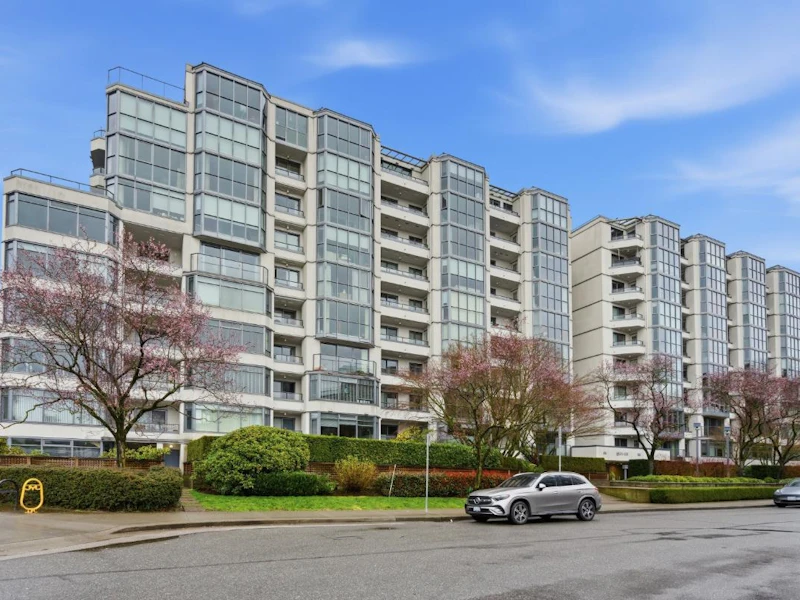 813 - 456 Moberly Road, Vancouver BC V5Z 4L7