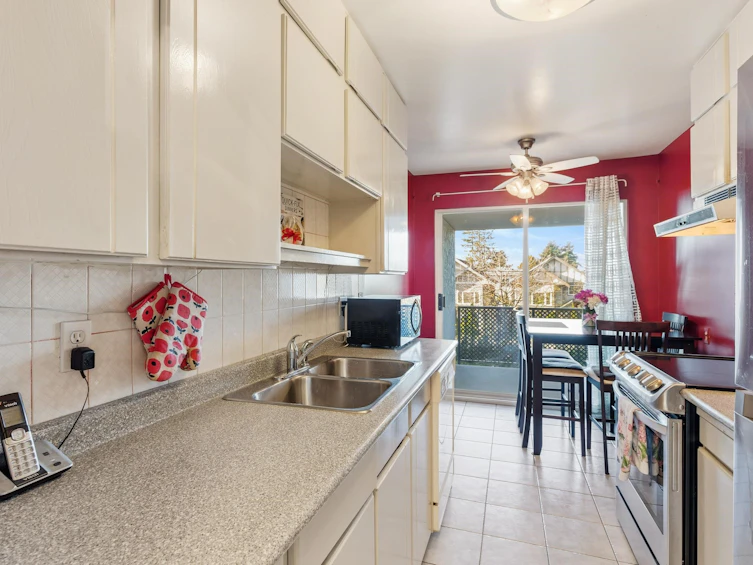 205-8720 No. 1 Road, Richmond, BC, V7C 4L5 - 9