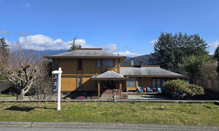 534 Beachview Drive