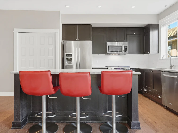 214-15195 36 Avenue, Surrey, BC, V3Z 4R3 - 5