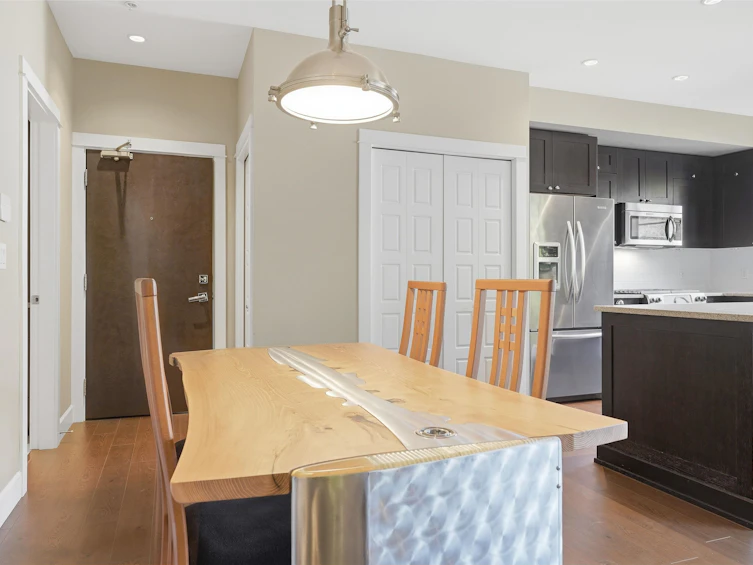 214-15195 36 Avenue, Surrey, BC, V3Z 4R3 - 15