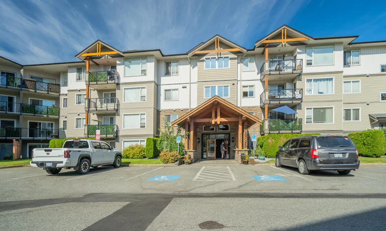 202-2955 Diamond Crescent
