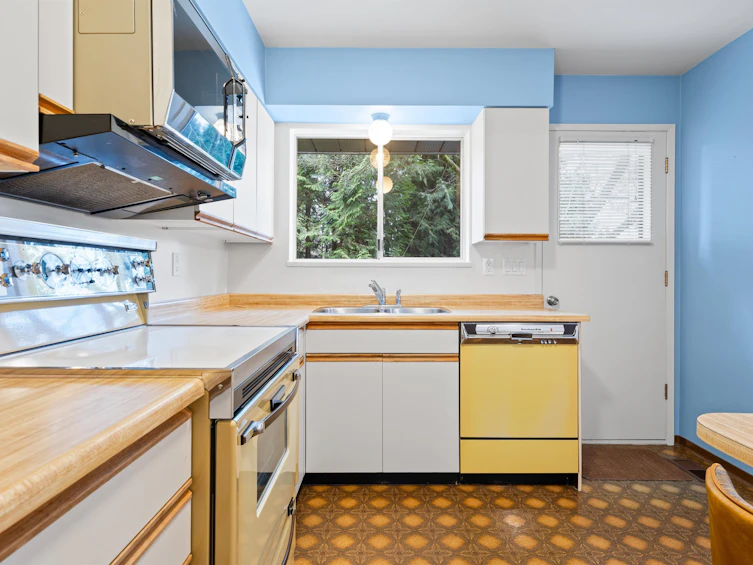 1349 Mill Street, North Vancouver, BC, V7K 1V5 - 9