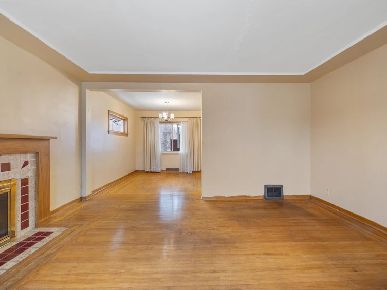 7917 18th Avenue, Burnaby, BC, V3N 1J7 - 9