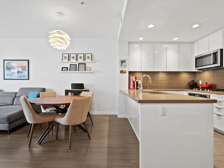 328-255 W 1st Street, North Vancouver, BC, V7M 3G8 - 3