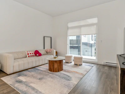 74-15778 85 Avenue - 5
