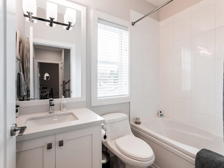 1371 E 13th Avenue, Vancouver, BC, V5N 2B5 - 20