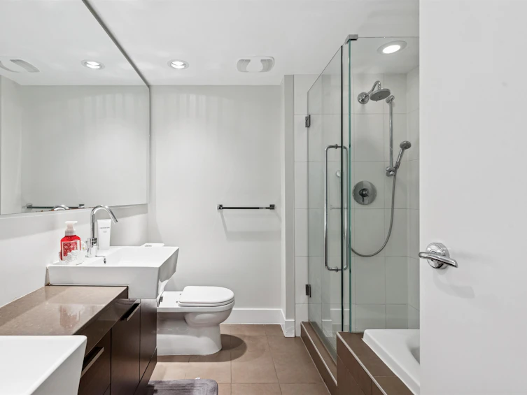 863 Richards Street, Vancouver, BC, V6B 3B4 - 19