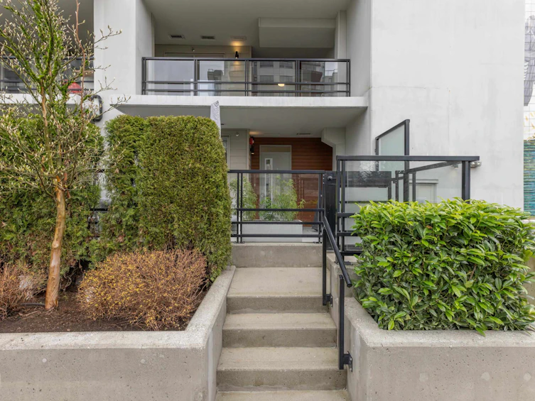TH5-128 E 8th Street, North Vancouver, BC, V7L 0H2 - 31