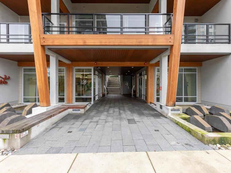 TH5-128 E 8th Street, North Vancouver, BC, V7L 0H2 - 37