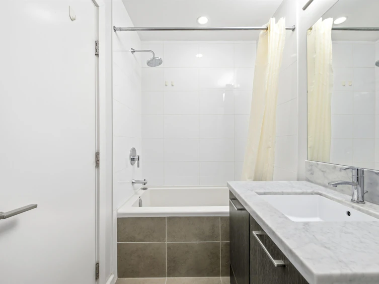 102-5311 Cedarbridge Way, Richmond, BC, V6X 0M3 - 14