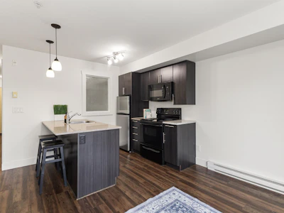 321-2565 Campbell Avenue - 2