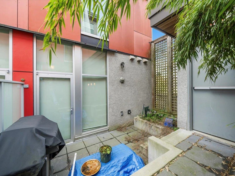 3485 Victoria Drive, Vancouver, BC, V5N 4M5 - 11