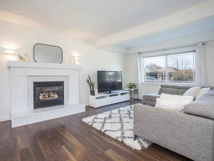 300 Douglas Crescent, Richmond, BC, V7B 1E5 - 3