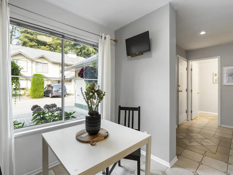 106-8655 King George Boulevard, Surrey, BC, V3W 5C4 - 14