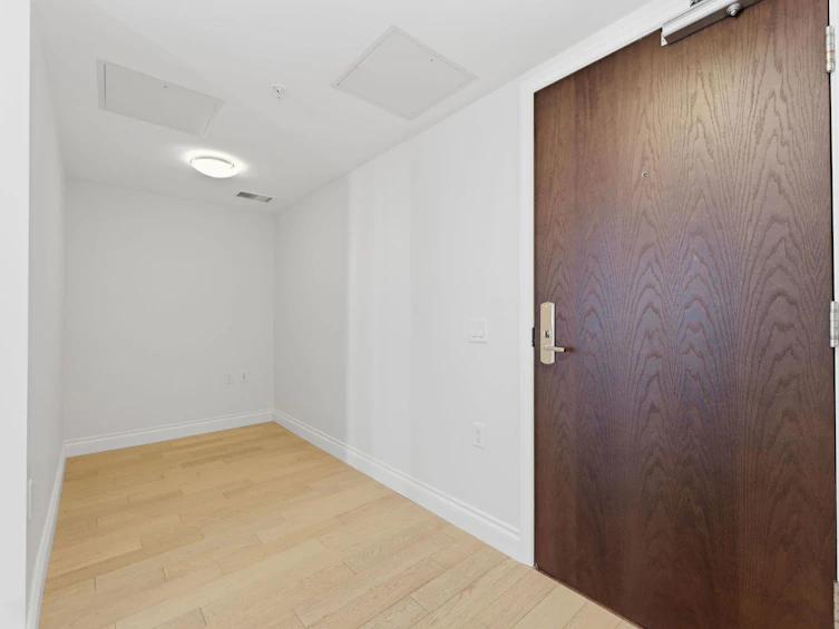 706-199 Victory Ship Way, North Vancouver, BC, V7L 0B2 - 13
