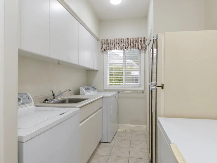 13913 25a Avenue, Surrey, BC, V4P 2L9 - 30
