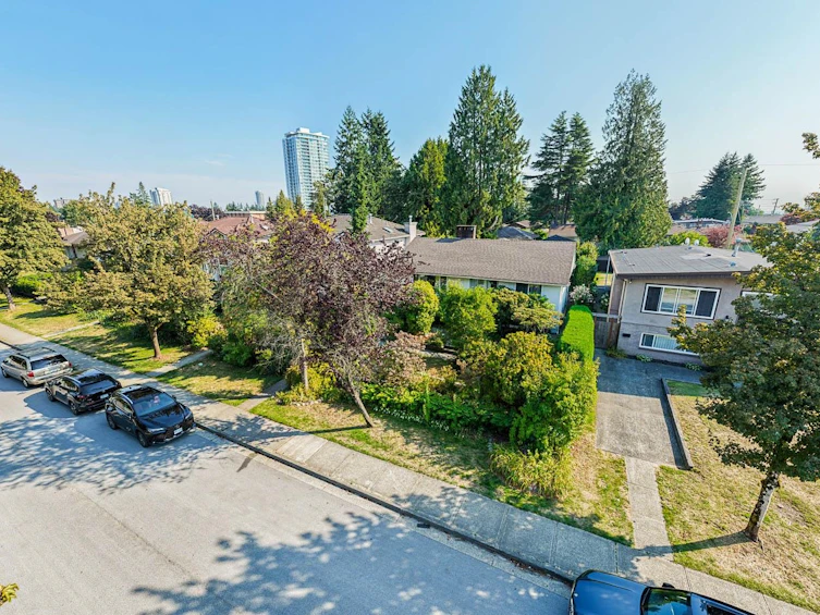 6544 Elwell Street, Burnaby, BC, V5E 1J8 - 2