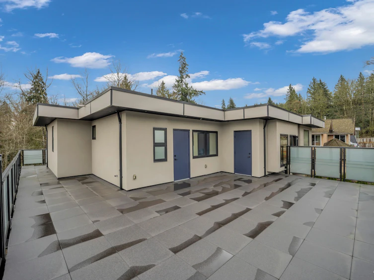 8230 Lakefield Drive, Burnaby, BC, V5E 4G7 - 31