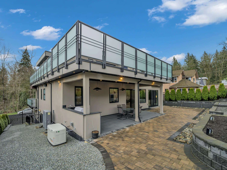 8230 Lakefield Drive, Burnaby, BC, V5E 4G7 - 35