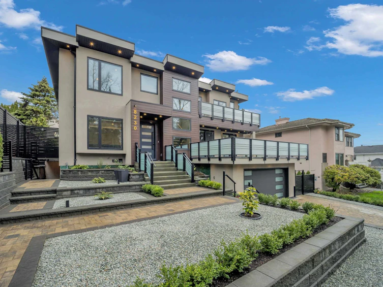 8230 Lakefield Drive, Burnaby, BC, V5E 4G7 - 4