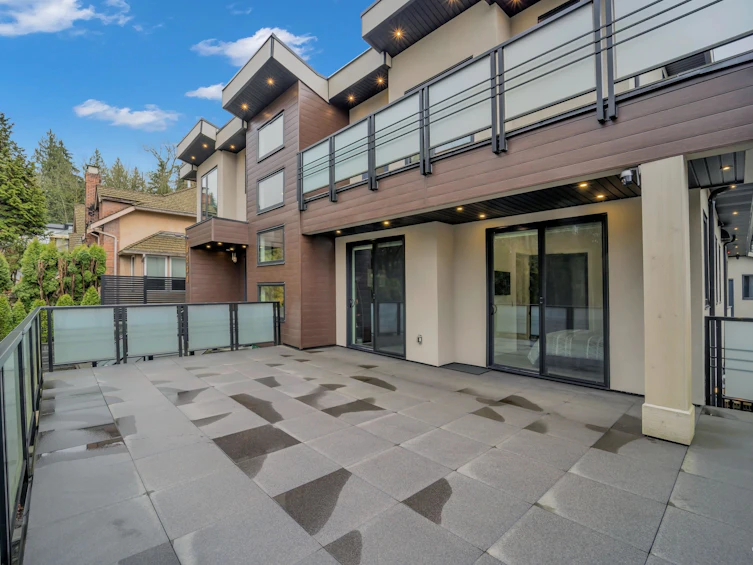 8230 Lakefield Drive, Burnaby, BC, V5E 4G7 - 34