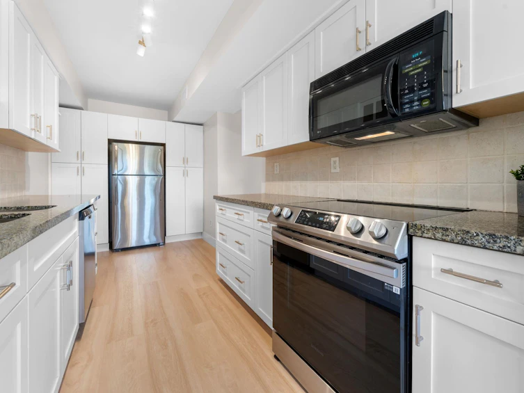 1001 Old Lillooet Road, North Vancouver, BC, V7J 3H6 - 13