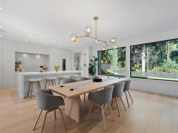 968 Belvista Crescent, North Vancouver, BC, V7R 2B4 - 4