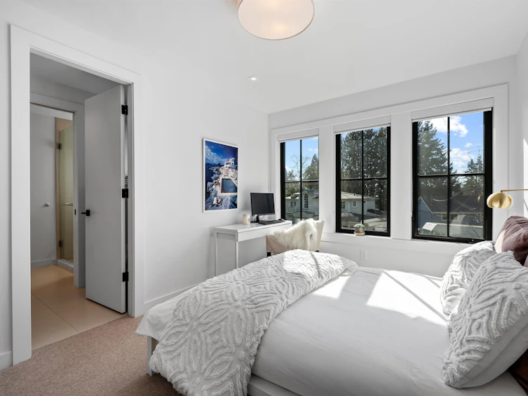 968 Belvista Crescent, North Vancouver, BC, V7R 2B4 - 25