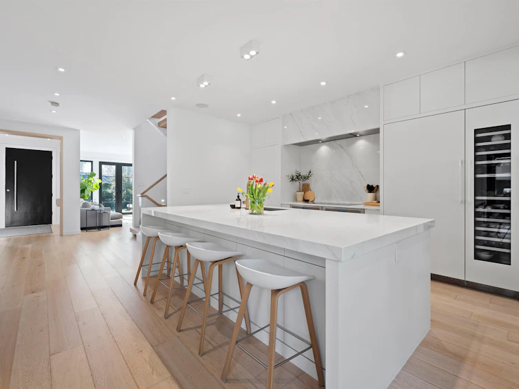 968 Belvista Crescent, North Vancouver, BC, V7R 2B4 - 8