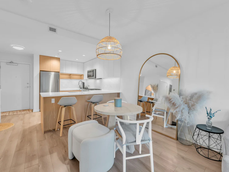 103-8940 University Crescent, Burnaby, BC, V5A 0E7 - 9