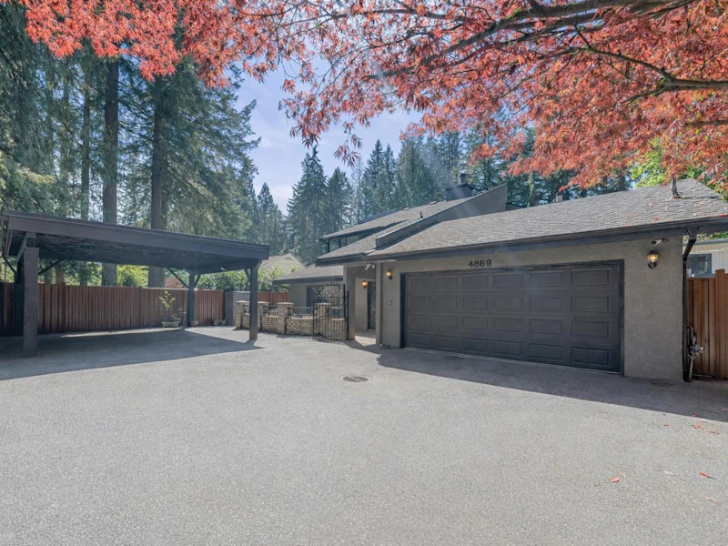 4869 Capilano Road, North Vancouver BC V7R 4K4