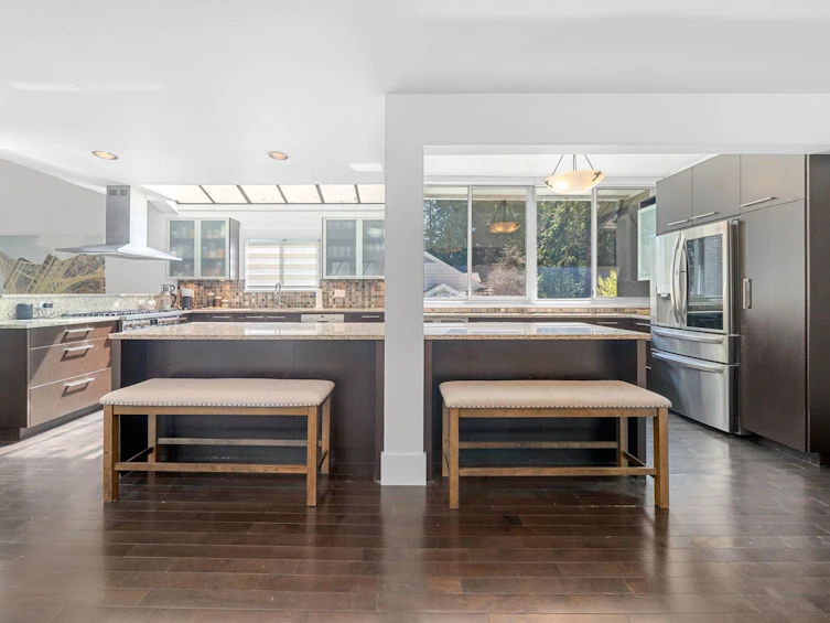 4869 Capilano Road, North Vancouver, BC, V7R 4K4 - 6