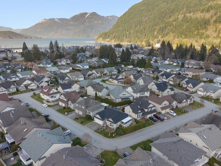 41-349 Walnut Avenue, Harrison Hot Springs, BC, V0M 1K0 - 2