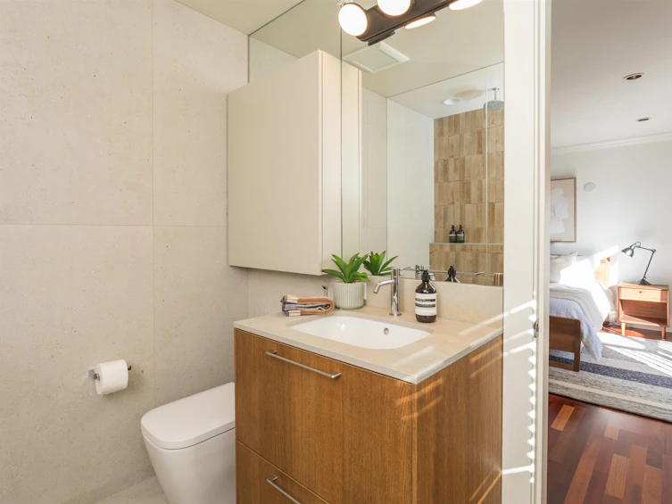 3242 W 3rd Avenue, Vancouver, BC, V6K 1N4 - 23