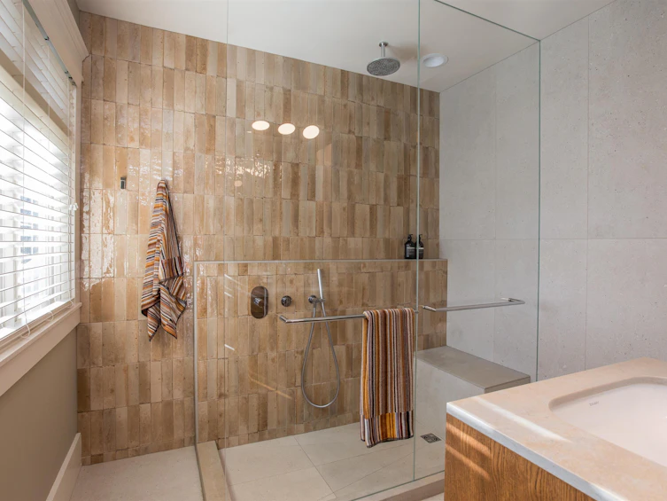 3242 W 3rd Avenue, Vancouver, BC, V6K 1N4 - 24