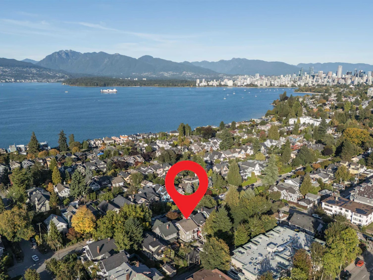 3242 W 3rd Avenue, Vancouver, BC, V6K 1N4 - 38