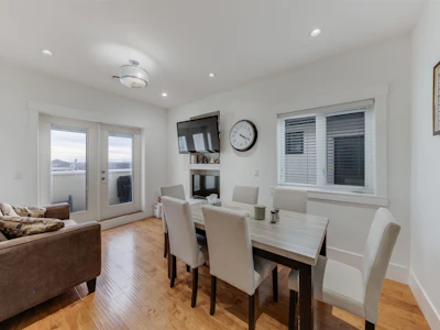 763 E 57th Avenue - 5