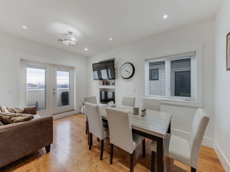763 E 57th Avenue, Vancouver, BC, V5X 1T3 - 5