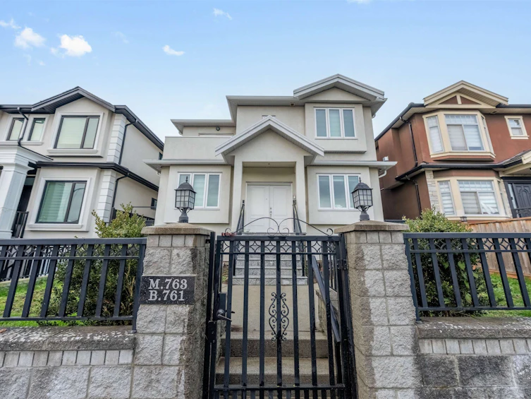 763 E 57th Avenue, Vancouver, BC, V5X 1T3