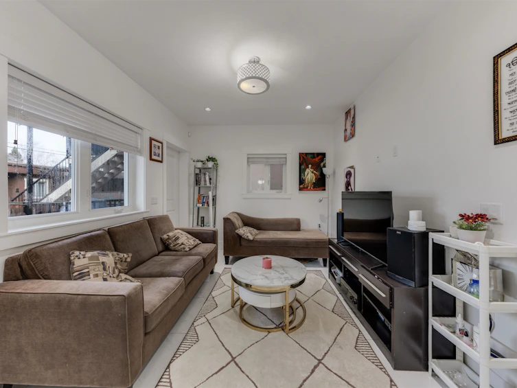 763 E 57th Avenue, Vancouver, BC, V5X 1T3 - 17