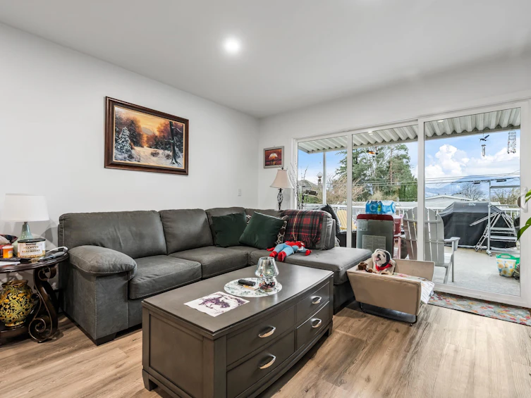 46479 Brooks Avenue, Chilliwack, BC, V2P 1C6 - 4