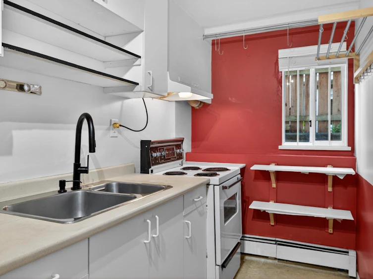 1764 Graveley Street, Vancouver, BC, V5L 3B1 - 39