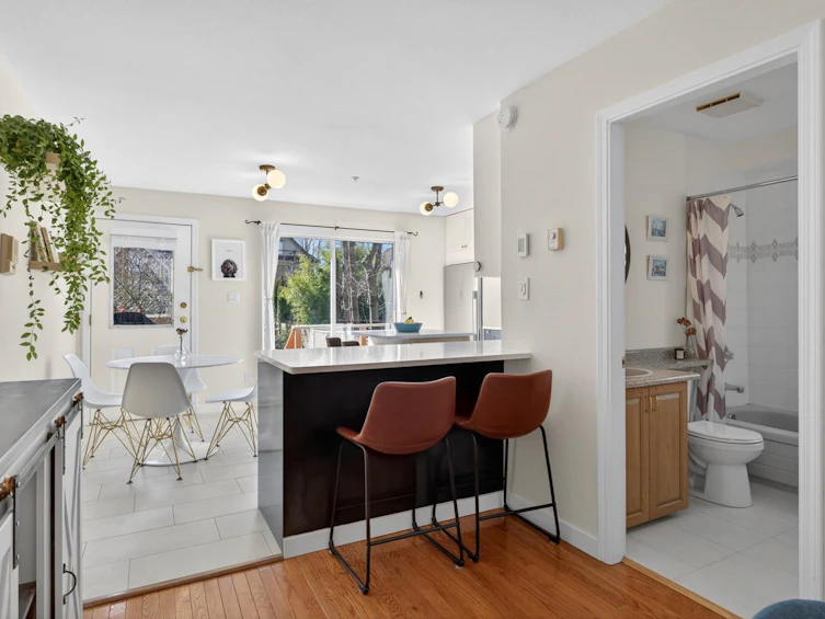 1764 Graveley Street, Vancouver, BC, V5L 3B1 - 12
