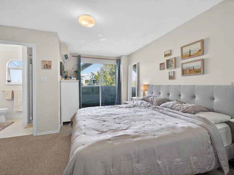 1764 Graveley Street, Vancouver, BC, V5L 3B1 - 25