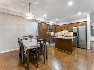 25-14462 61a Avenue - 3