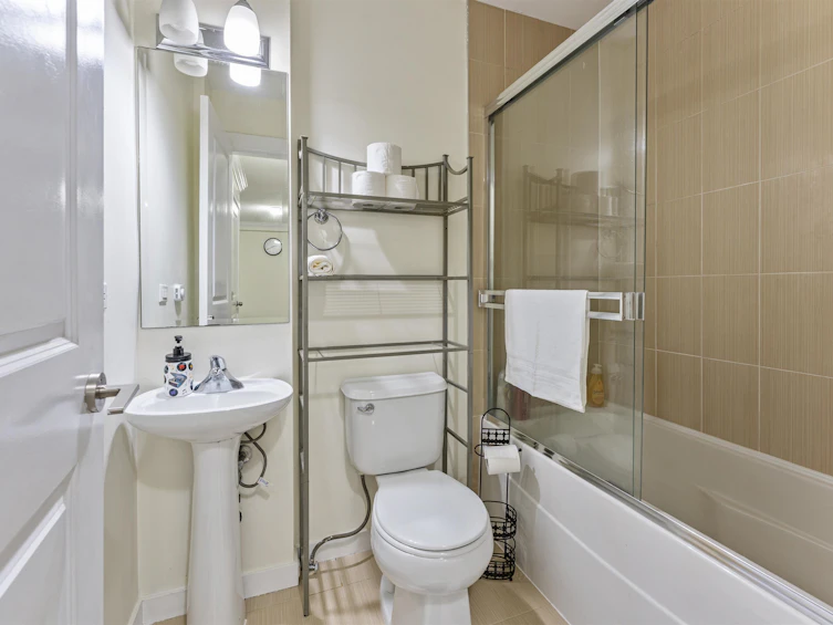 25-14462 61a Avenue, Surrey, BC, V3S 2W3 - 23