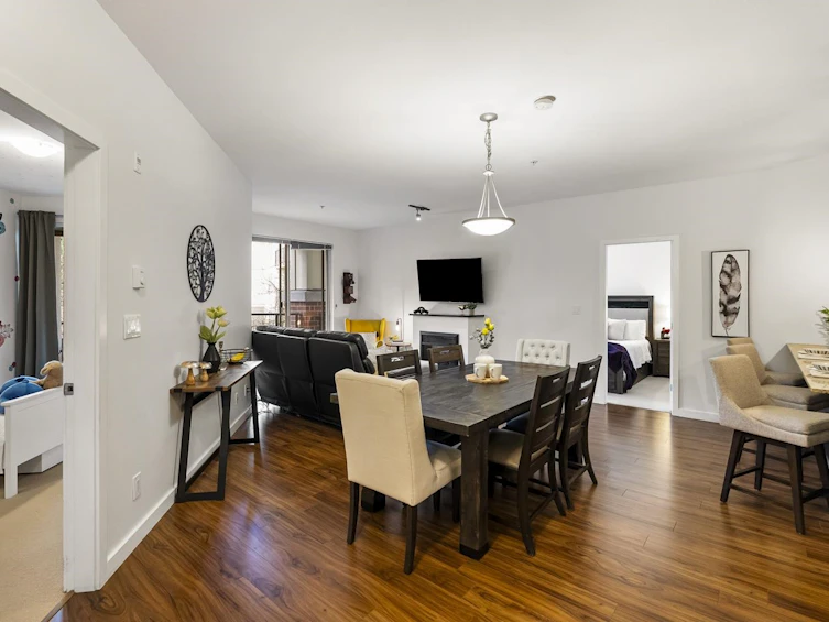 312-245 Ross Drive, New Westminster, BC, V3L 0B6 - 7